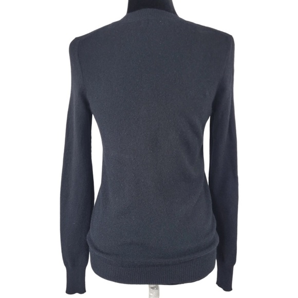 Ann Taylor Woman’s Black 100% cashmere v-neck pullover sweater size M - Picture 12 of 12